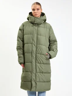 Стёганое пальто с капюшоном
